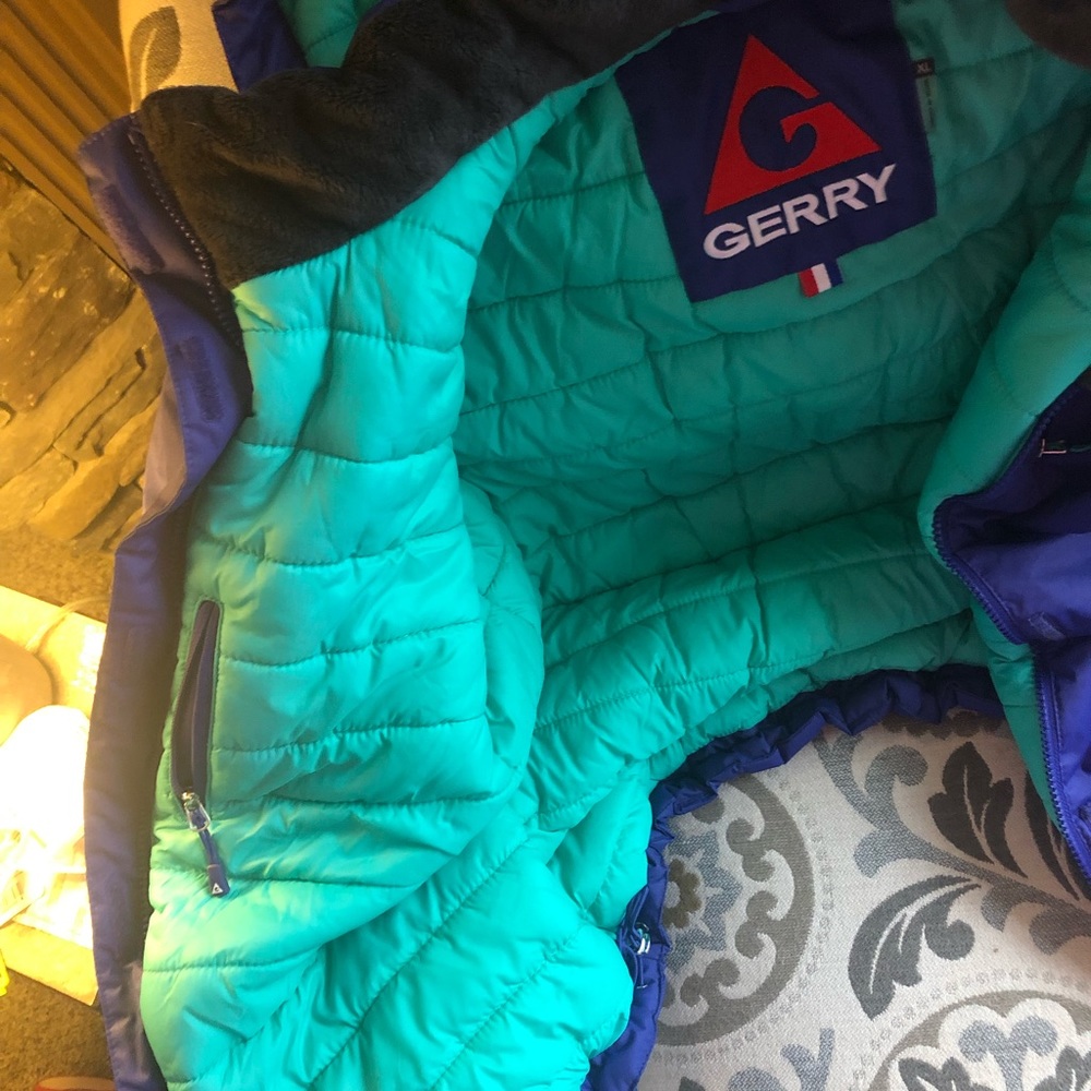 Snow jacket - Picture 3 of 3